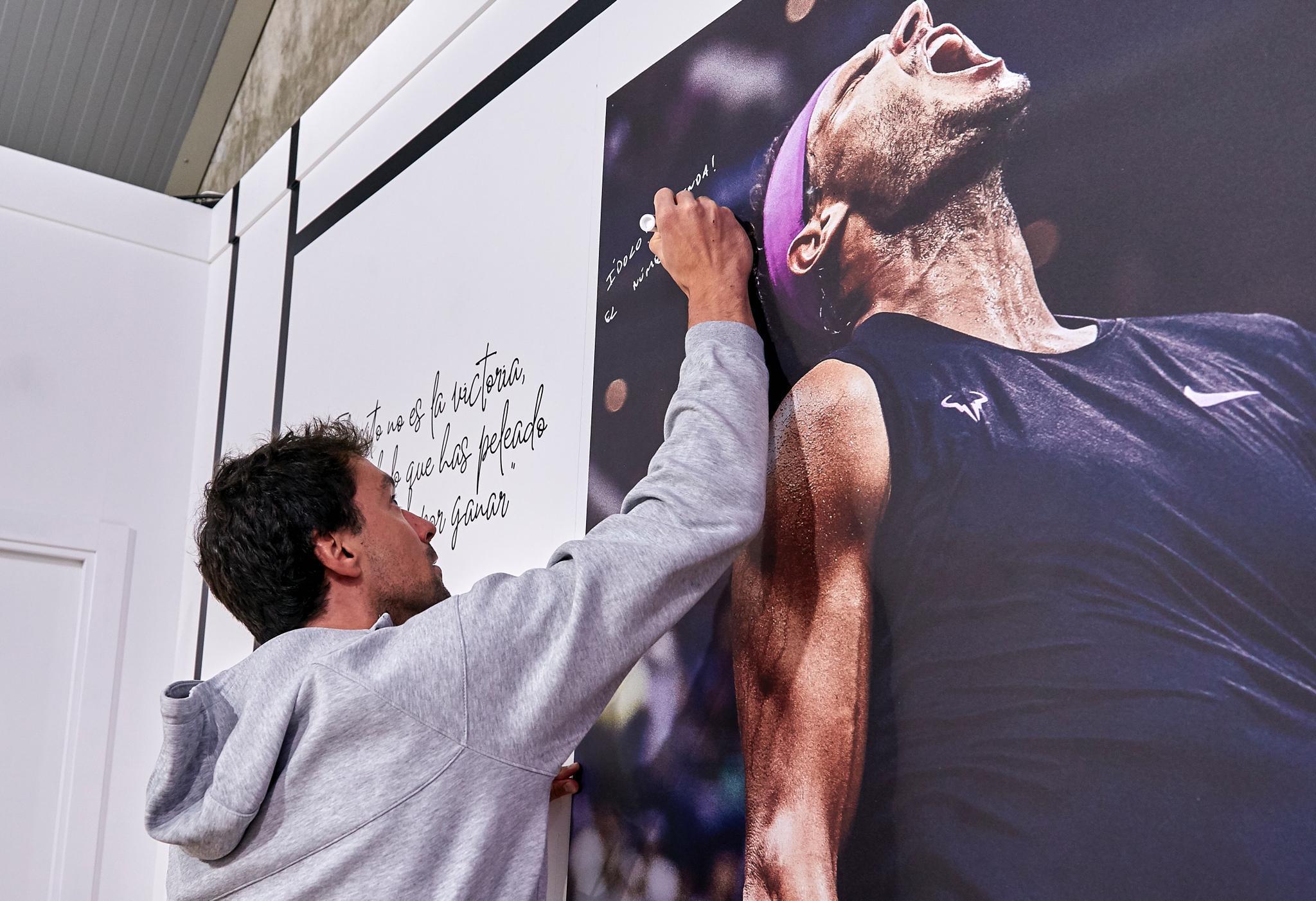 Sergio visita la Caja Mágica con Nike para desear suerte al Equipo Español de Copa Davis